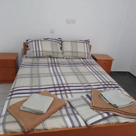 Ariadnis 3 Beds Apt Pomos Exterior photo